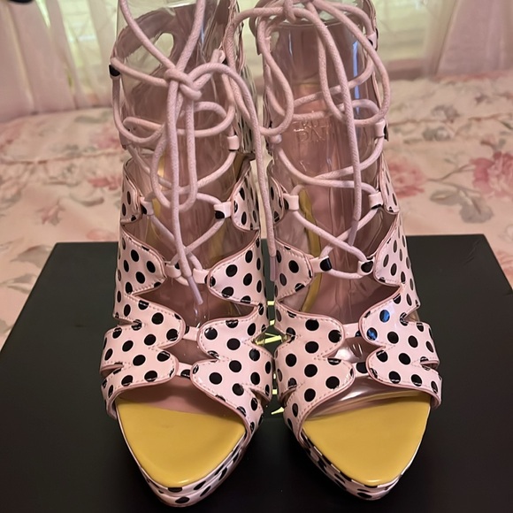 High heels 👠 - Picture 8 of 9